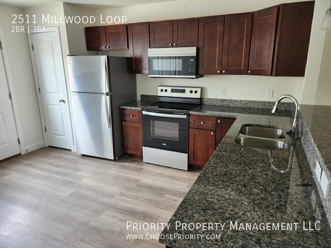 Building Photo - 2511 Millwood Loop