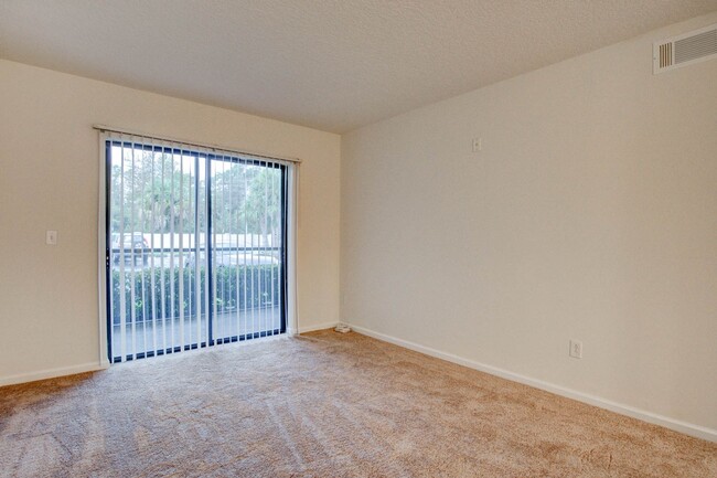 Building Photo - 1113 S Pine Ridge Cir