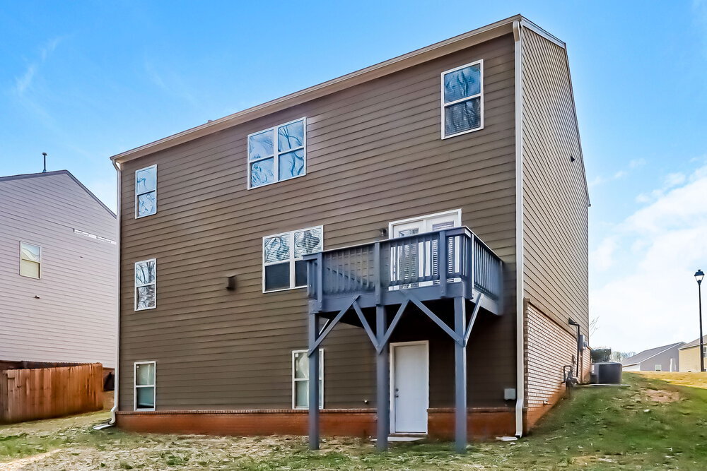 Building Photo - 207 Shaker Hollow Dr