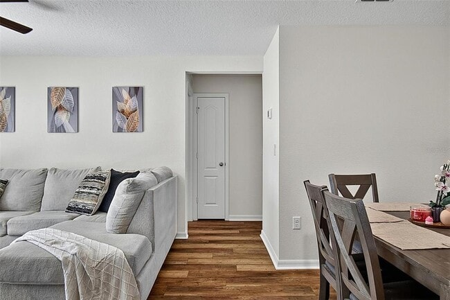 Building Photo - 70 Pebble Beach Dr