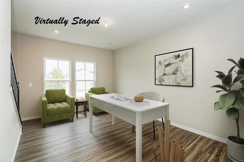 Building Photo - 705 Myatt Dr