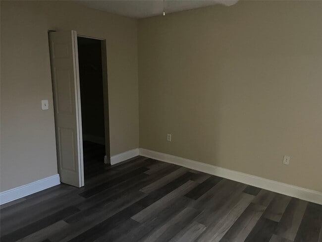 Building Photo - 4179 N Haverhill Rd