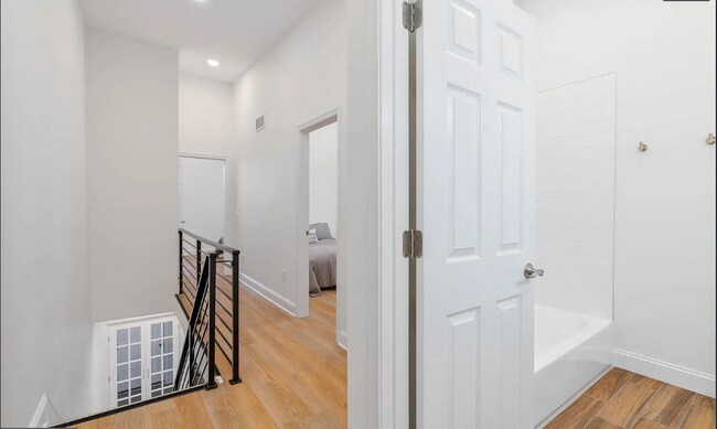 Building Photo - Snyder