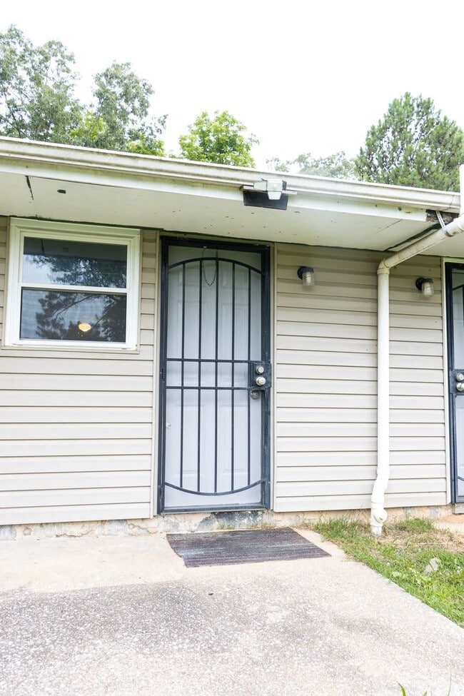 Building Photo - Welcome to 7855 Basswood Drive, your perfe...