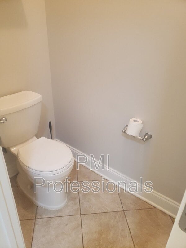 Building Photo - 1205 Cascade Falls Dr