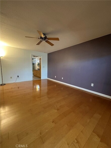 Building Photo - 676 Shepard St