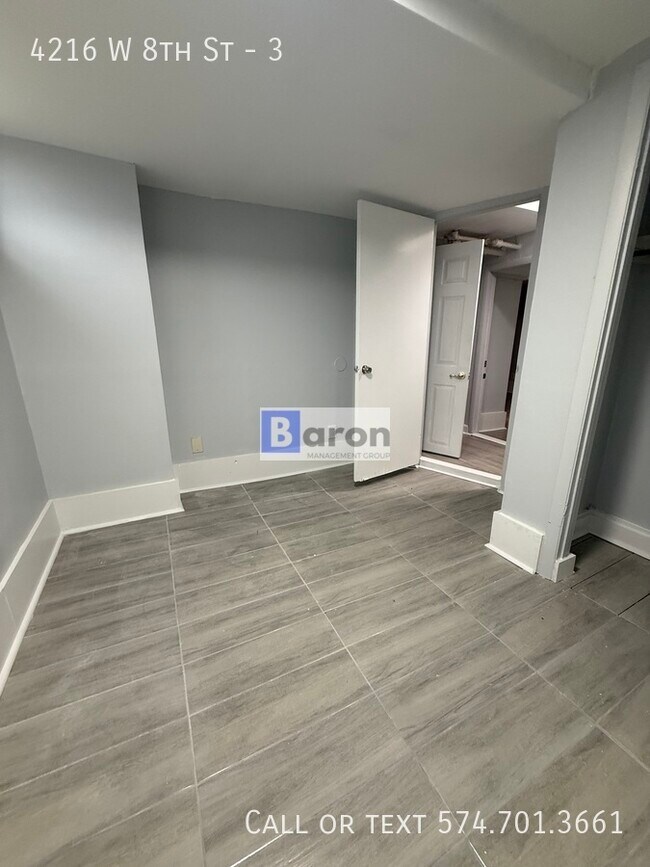 Building Photo - 4216 W 8th St