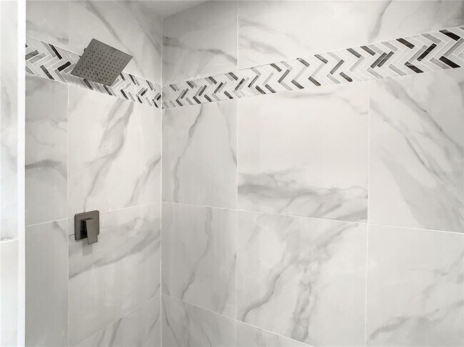 Building Photo - 12703 Tanja King Blvd