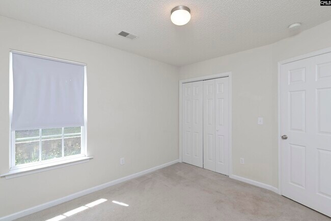 Building Photo - 224 Star Hill Ln