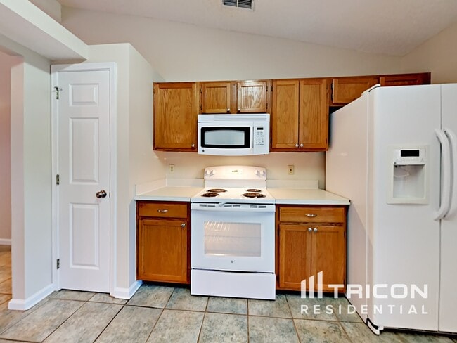 Building Photo - 2827 Tuscarora Tr