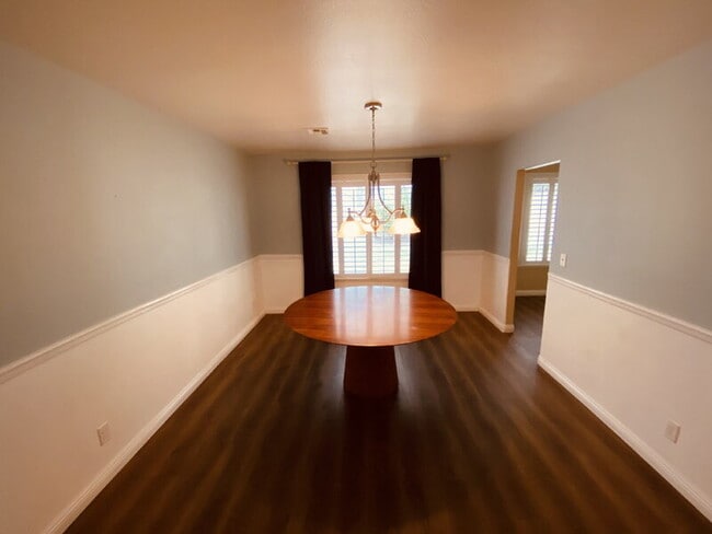 Building Photo - 8217 Ocean Terrace Way