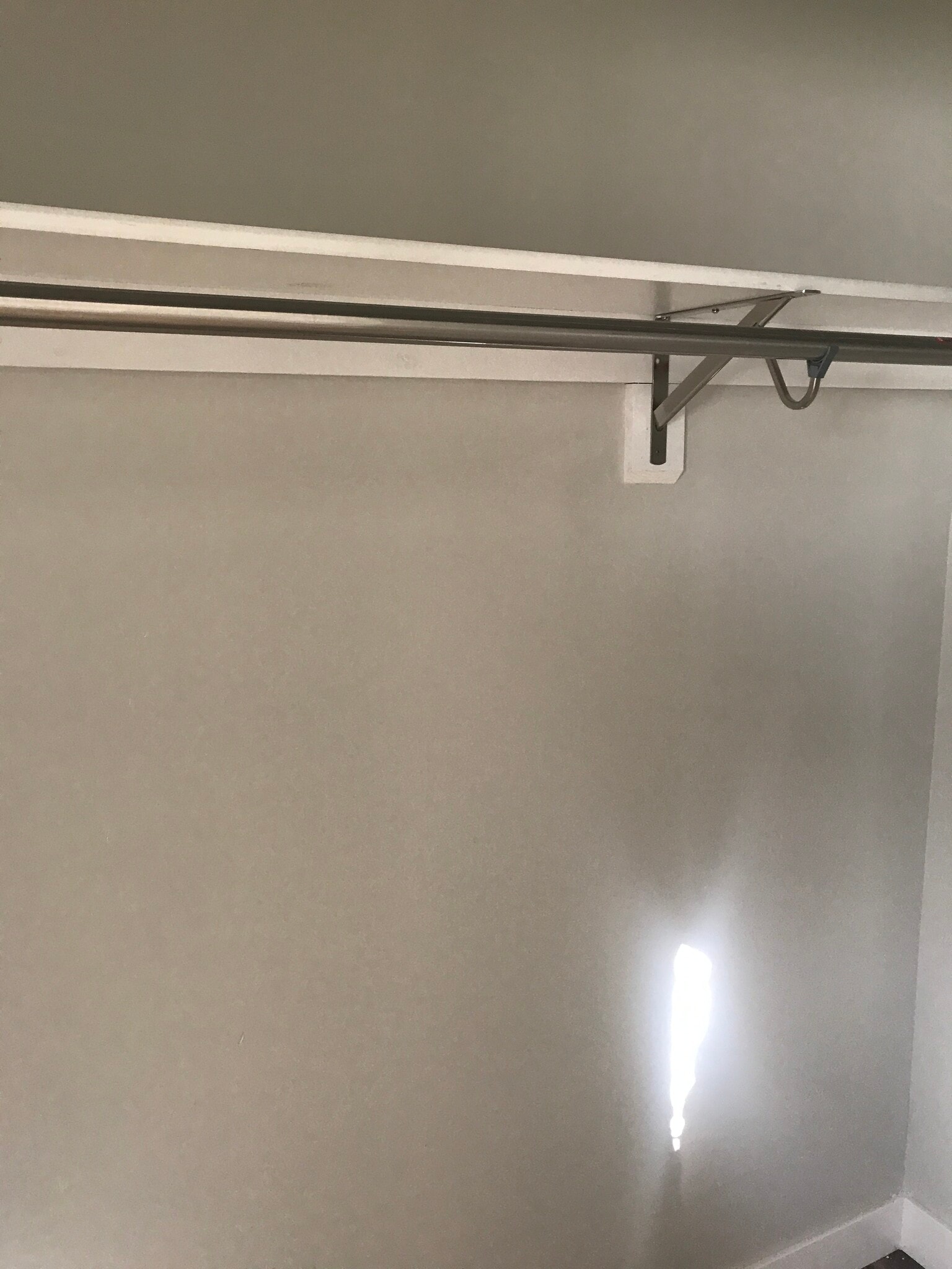 Building Photo - 1742 W 83rd St