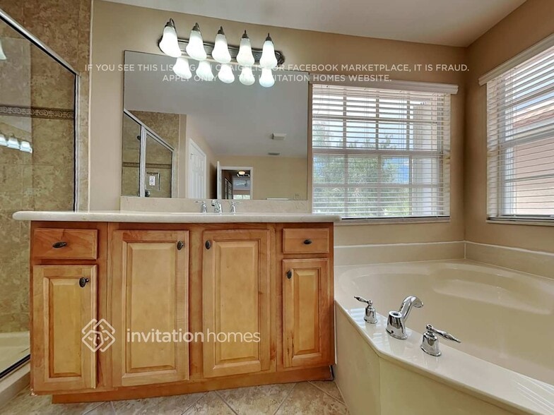 Building Photo - 8267 Emerald Winds Cir