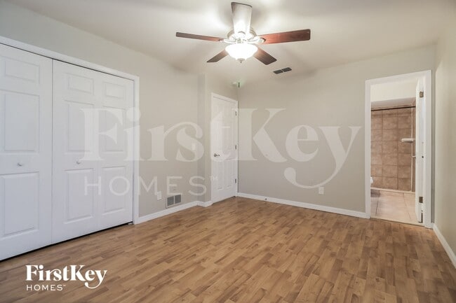 Building Photo - 3021 Dikewood Ct