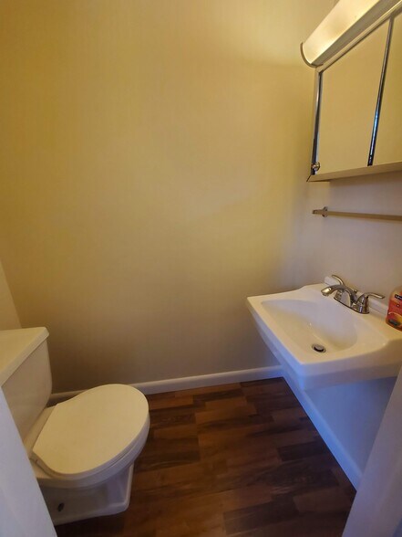 Half Bath (1st floor) - 2307 Echo Valley Dr