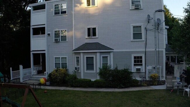 Building Photo - 24 Griggs Ln
