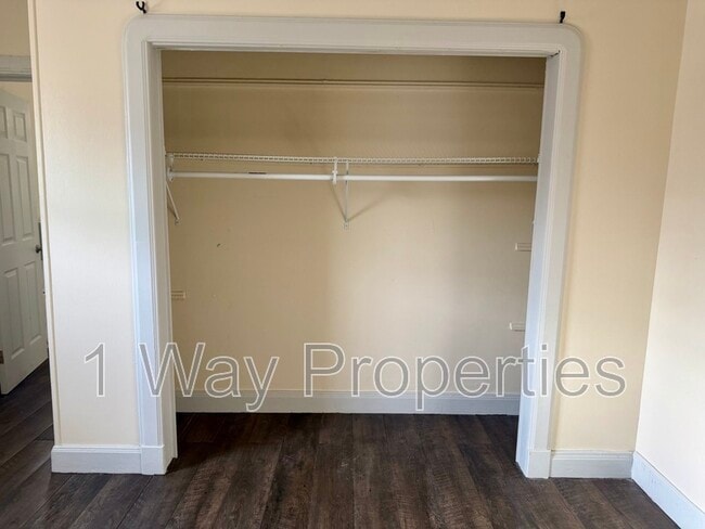 Building Photo - 7409 4th St