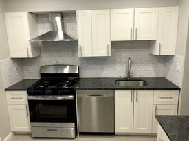 Building Photo - 5743 Northfield Pky