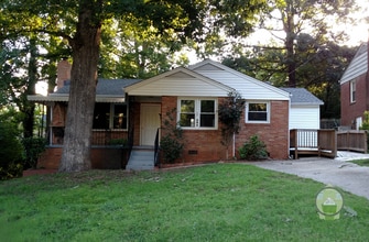Building Photo - 206 Von Hollen Dr