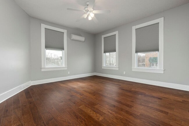 Building Photo - 1203 S Preston St