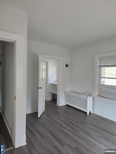 Building Photo - 145 Christie St