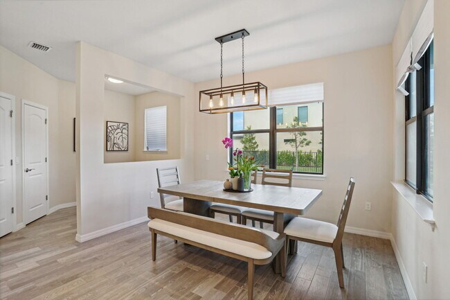 Building Photo - 8181 Tailshot Ct