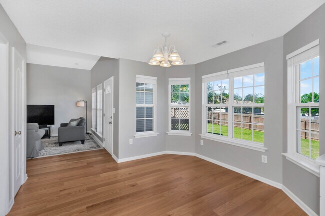 Building Photo - 5981 Vinemont Dr NW