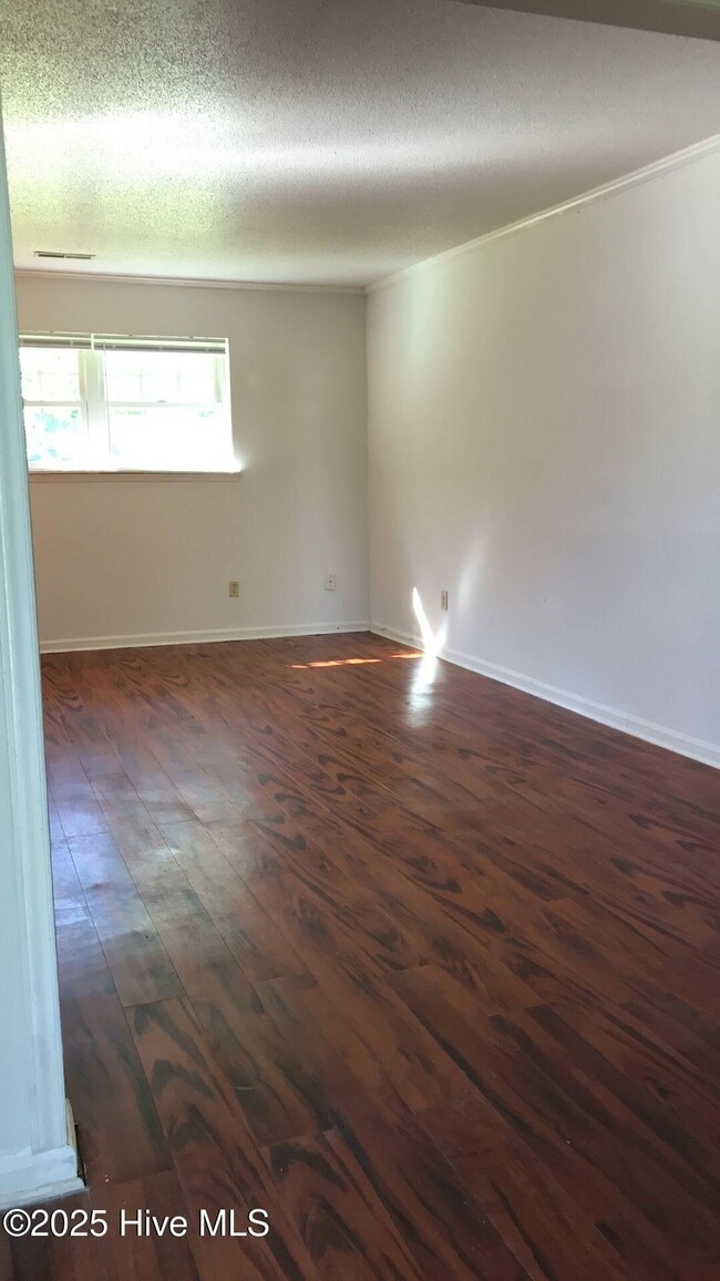 Building Photo - 109 Baysden Dr