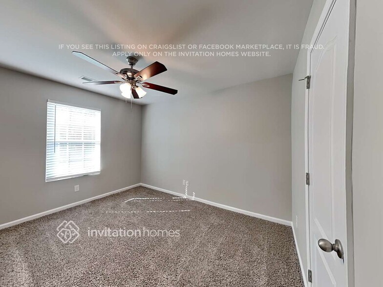 Building Photo - 130 Silver Oak Cir