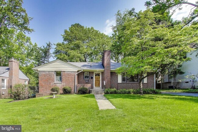 Building Photo - 3215 McComas Ave