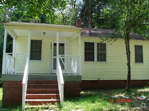 Building Photo - Cute 3 bedroom home downtown Marianna