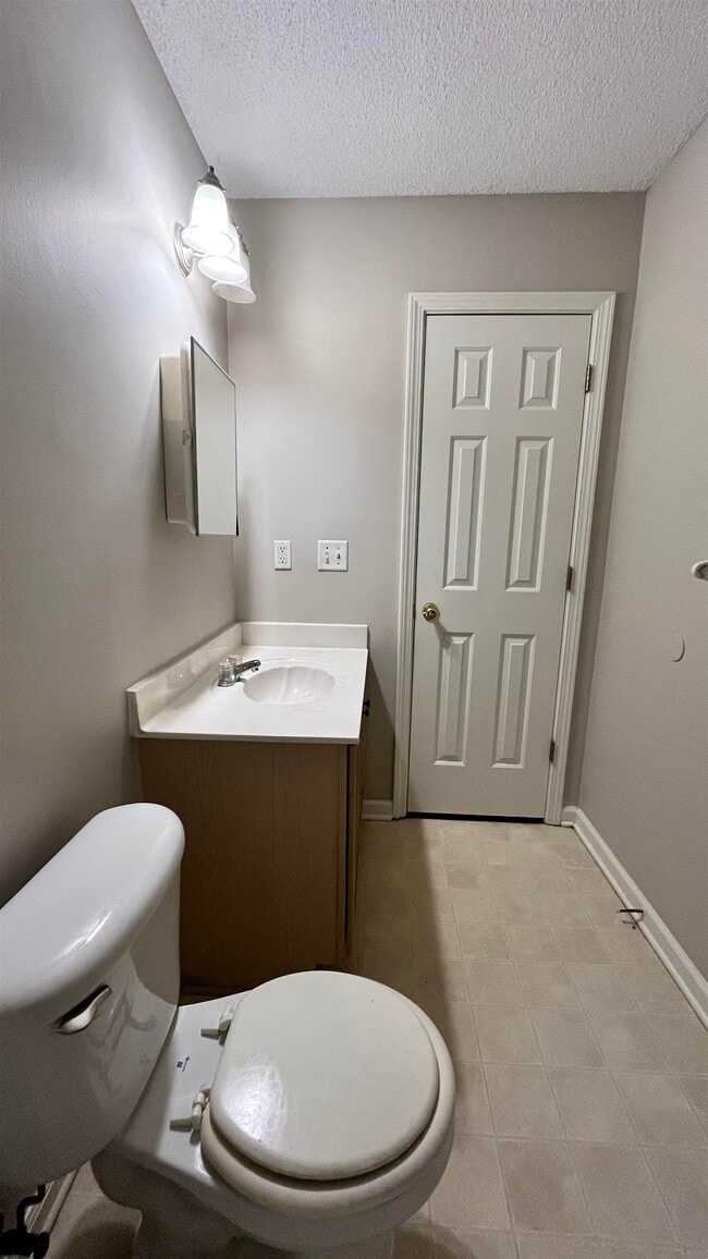 Building Photo - 7276 Amberly Way Dr
