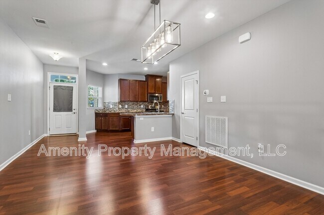 Building Photo - 109 Bigler Dr
