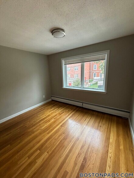 Building Photo - 50 Evergreen St