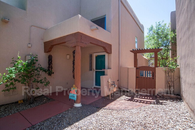 Building Photo - 3504 Yippee Calle Ct NW