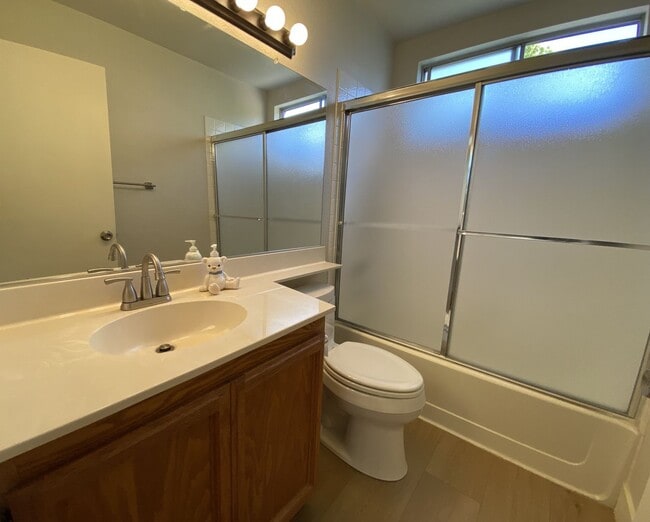 Building Photo - Gorgeous Home With Multiple Living Rooms, Two Primary Suites, Fruit Trees, And More!