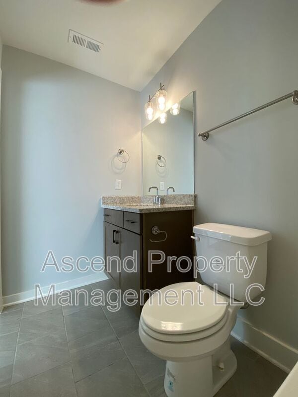 Building Photo - 1682 S Watkins St