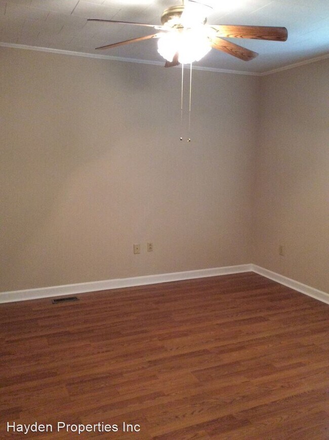 Building Photo - 2 br, 1 bath House - 216 Safie 5th Street