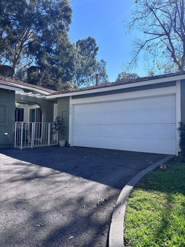Building Photo - Cozy Condo for rent in Hacienda Heights, Ca
