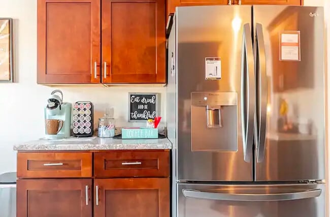 Building Photo - 901 Bordeaux Pl