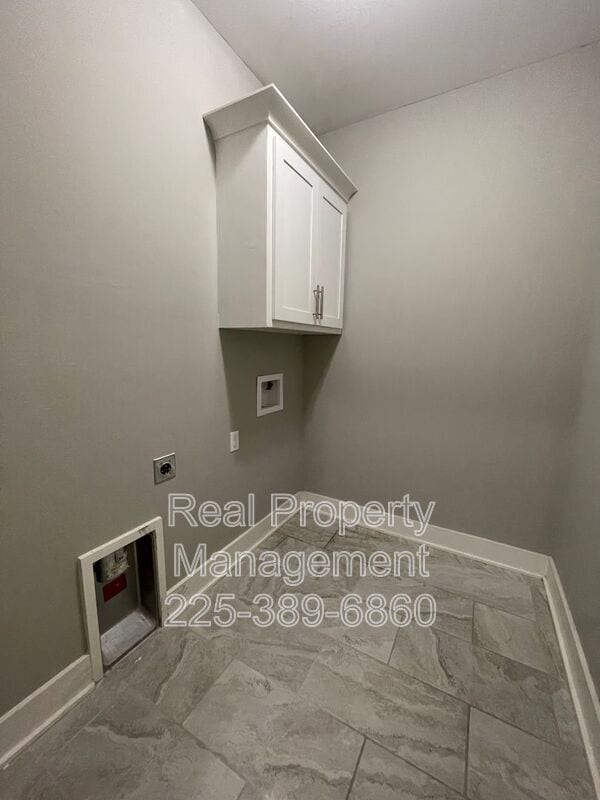Building Photo - 12459 N Stumberg Villas Ct