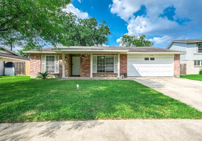 Primary Photo - 13706 Towneway Dr