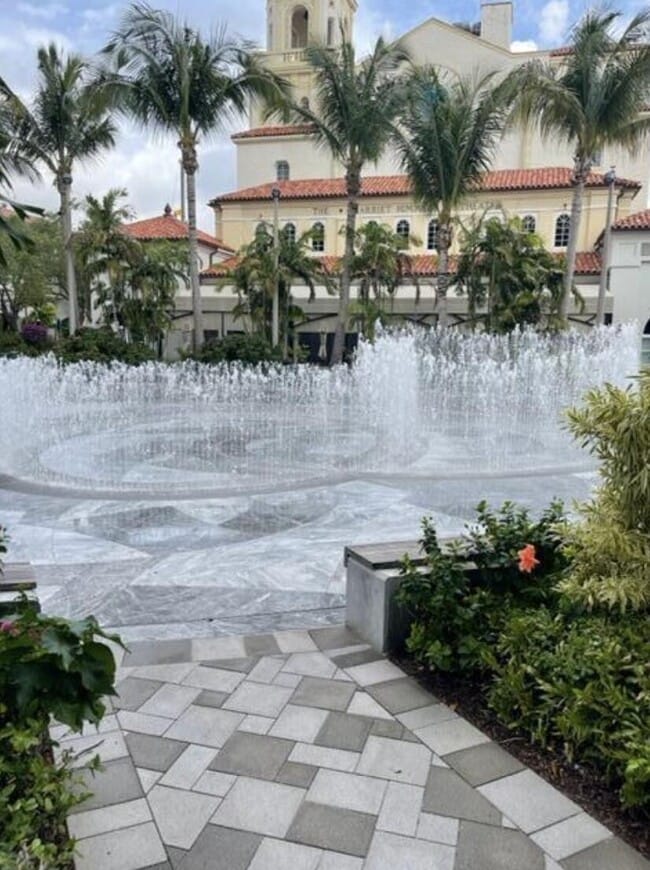 Building Photo - 3526 Whitehall Dr