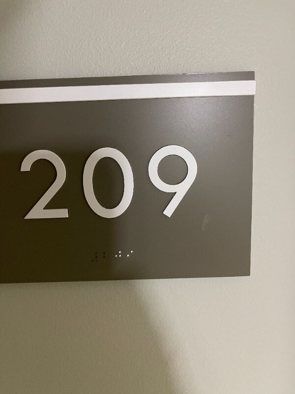 Building Photo - 1417 W9th St