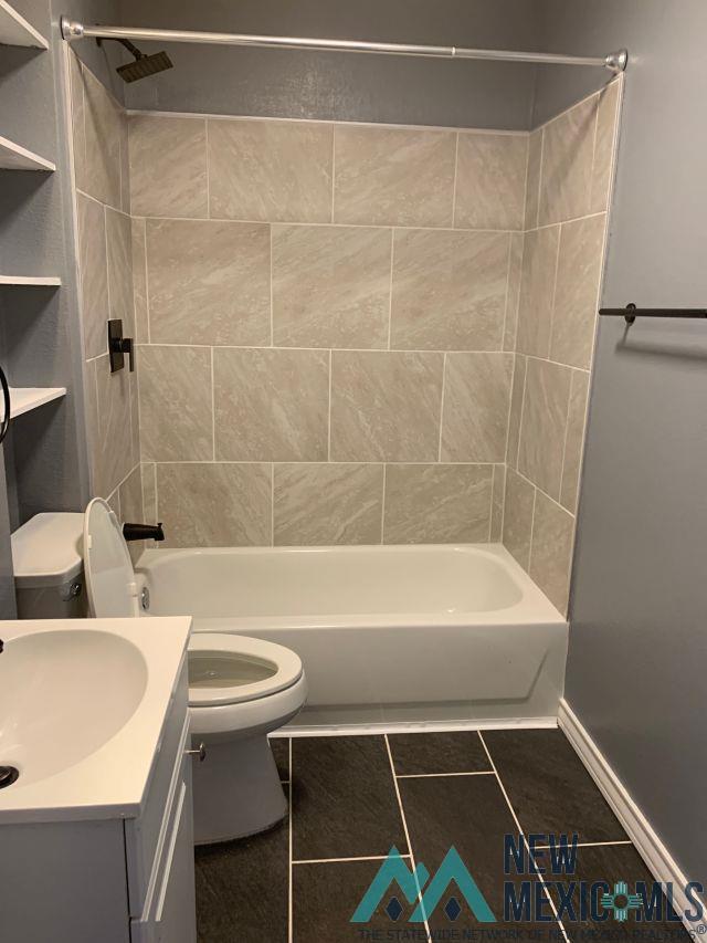 Building Photo - 142 S Indio Ave