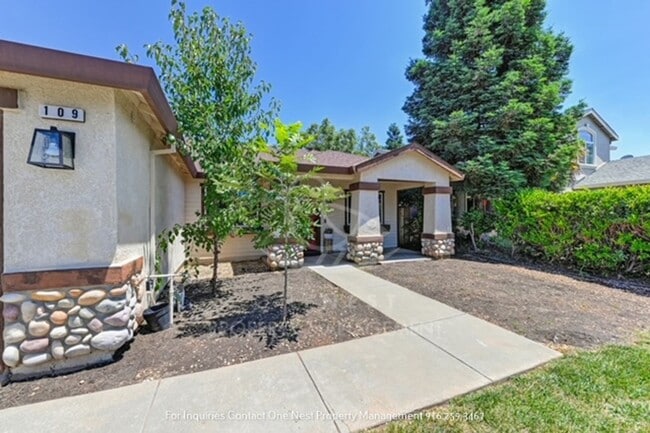 Building Photo - Beautifully Renovated 4 bd/2ba Home - Wheatland, CA