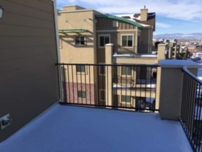 Building Photo - Stunning Clocktower Penthouse Condo with mountain views!