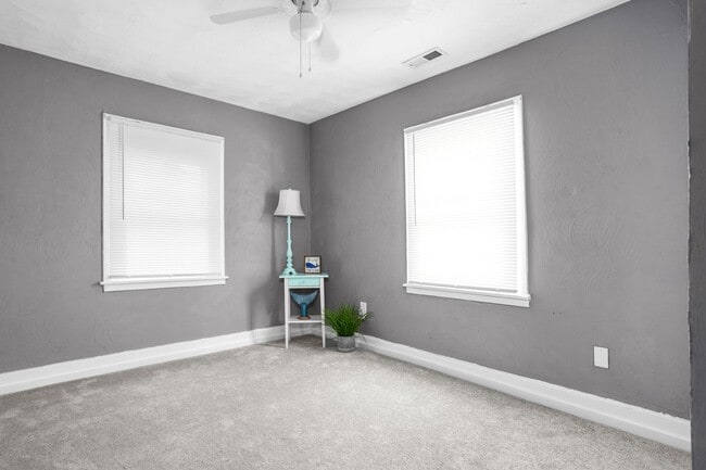 Building Photo - Call Sabrina Thomas Office at 757-767-0767...