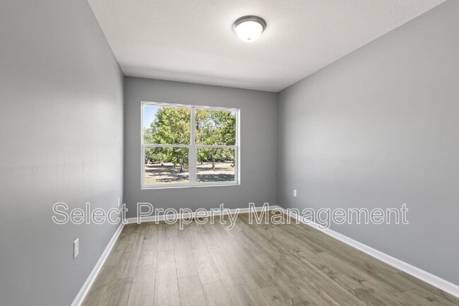 Building Photo - 7077 Homestead Rd