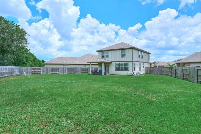 Building Photo - 12312 Swae Lee St